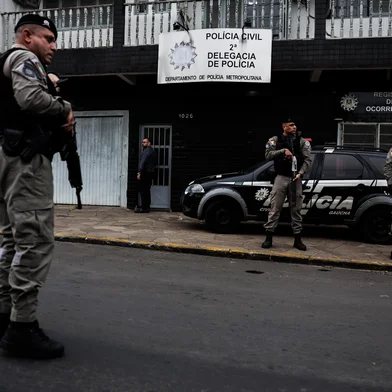 CACHOEIRINHA, RS, BRASIL, 20-02-2026: O policial militar Cristiano Domingues ficou em silêncio durante novo depoimento à Polícia Civil nesta sexta-feira. Ele é suspeito de ser responsável pelo desaparecimento da ex-mulher Silvana Germann de Aguiar, 48 anos, e dos pais dela, Isail Vieira de Aguiar, 69, e Dalmira Germann de Aguiar, 70 anos. A família, que vive em Cachoeirinha, não é vista há quase um mês. Foto: Renan Mattos/Agência RBS<!-- NICAID(16229717) -->