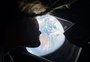 Nasa divulga novas imagens da Artemis II e diz que missão até a Lua já está na metade do caminho