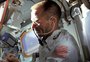 Por que os astronautas não utilizam lápis no espaço?