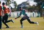 Após negociação frustrada com Grêmio, volante Caíque participa de jogo-treino com time do Juventude