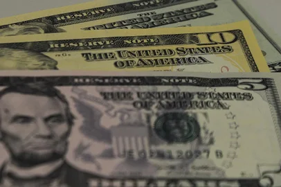 PORTO ALEGRE, RS, BRASIL, 10-09-2015 : Efeitos da disparada do dólar. (Foto: Marcos Santos/USP Imagens)<!-- NICAID(11676067) -->