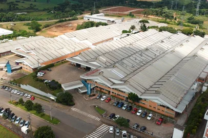 Fabricante de móveis de Nova Prata Artemobili tem 70% do faturamento ligado a exportações para os Estados Unidos e reduziu de tamanho com tarifaço.<!-- NICAID(16234413) -->