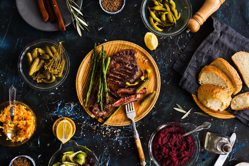Comida, refeição, lanche. Foto: casanisa / stock.adobe.comFonte: 106303539<!-- NICAID(15566439) -->