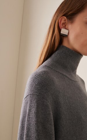 Moda Operandi e Khaite / Divulgação