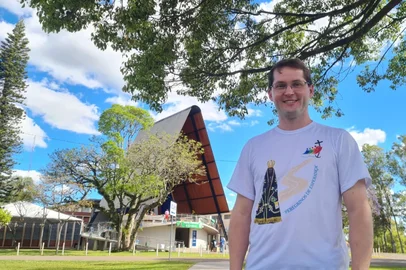 Quem são os 300 voluntários que trabalham na maior romaria de Nossa Senhora Aparecida do RS<!-- NICAID(16143769) -->