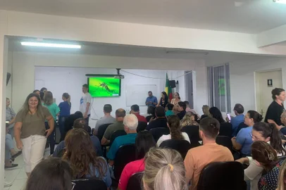 Dengue é tema de reunião regional em Frederico Westphalen <!-- NICAID(15686139) -->