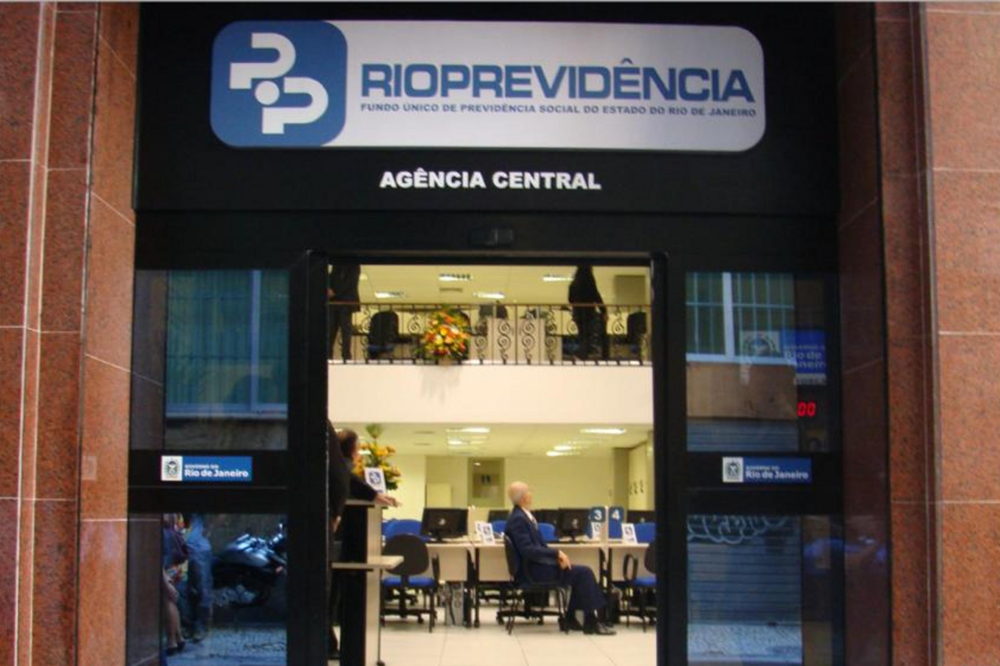PF cumpre mandados contra diretores do Rioprevid&ecirc;ncia, que teria aplicado quase R$ 1 bilh&atilde;o no Banco Master