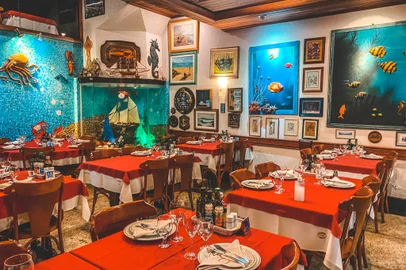 vinho , frutos do mar , clássico , porto alegre , restaurante , adega , portugues<!-- NICAID(15129831) -->