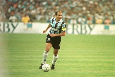 Jogo Grêmio 2 x 0 Portuguesa, final do Campeonato Brasileiro. Grêmio Bicampeão Brasileiro.# ENVELOPE:182938#FOTO DIGITALIZADA<!-- NICAID(1599050) -->