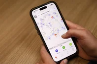 PORTO ALEGRE, RS, BRASIL, 15-04-2026: A prefeitura de Porto Alegre fez o lançamento oficial do aplicativo Mobi+. A plataforma reúne dados em tempo real sobre a frota de ônibus, lotações e táxis, além de incluir serviços de compartilhamento de bicicletas e patinetes e cálculos para deslocamentos a pé. Foto: Bruno Todeschini/Agência RBS<!-- NICAID(16266819) -->