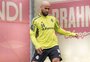 Rodrigo Moledo realiza treinos no campo e se aproxima de retorno ao time do Inter