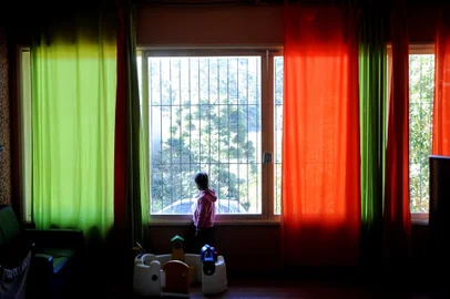 CAXIAS DO SUL, RS, BRASIL, 22/08/2017. Crianças para adoção ou em processo de destituição na Casa de Acolhimento Estrela Guia, em Caxias. Matéria sobre a possível implantação da modalidade Famílias Acolhedoras, em que famílias cuidam das crianças até que encontrem um lar definitivo. (Diogo Sallaberry/Agência RBS)<!-- NICAID(13103998) -->