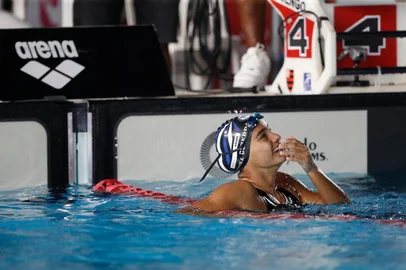 Beatriz Bezerra, natação