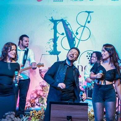 Vocal Allegro leva o melhor da música italiana para a Vindima em Gramado. Grupo comemora trajetória de 12 anos com temporada de shows na região das Hortênsias.<!-- NICAID(15978640) -->