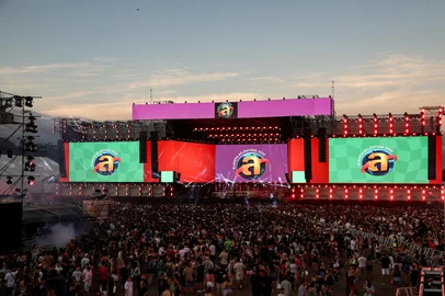 Atlântida, RS, Brasil, 31-01-2025: Primeira noite do festival Planeta Atlântida, na SABA, em Atlântida, no litoral norte. Fotos: Duda Fortes/Agencia RBSIndexador: DF<!-- NICAID(15966589) -->