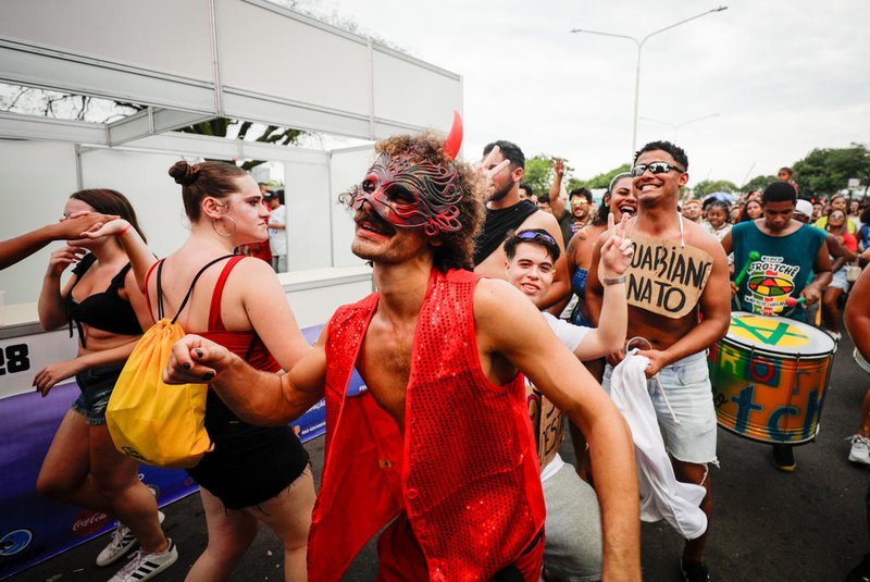 Porto Alegre, RS - 11/02/2024 - Domingo tem Blocos de Carnaval na Orla pelo segundo dia. Fotos: Pedro Piegas / PMPA<!-- NICAID(15676233) -->