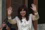 (FILES) In this file photo taken on August 23, 2022, Argentina's Vice-President Cristina Fernandez de Kirchner waves to supporters from a balcony of the Congress in Buenos Aires. - An Argentine court will on December 6 deliver a verdict in a divisive corruption trial against vice-president Cristina Kirchner, who is likely to avoid jail even if found guilty due to parliamentary immunity. (Photo by JUAN MABROMATA / AFP)Editoria: POLLocal: Buenos AiresIndexador: JUAN MABROMATASecao: corporate crimeFonte: AFPFotógrafo: STF<!-- NICAID(15287929) -->