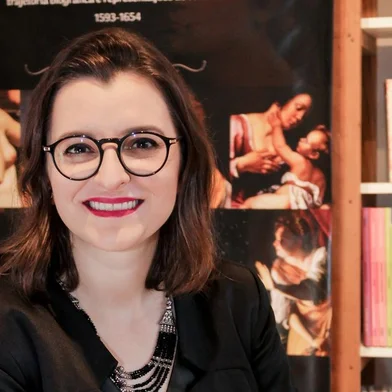 Historiadora bento-gonçalvense Cristine Tedesco lança  livro sobre a pintora renascentista Artemiaia Gentileschi<!-- NICAID(14519391) -->