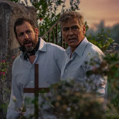 Jay Kelly. (L-R) Adam Sandler as Ron Sukenick and George Clooney as Jay Kelly in Jay Kelly. Cr. Peter Mountain/Netflix Â© 2025.<!-- NICAID(16173003) -->