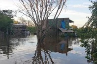 Rio Ibirapuitã segue em elevação e mais pessoas são retiradas de casa em São Borja, na Fronteira Oeste<!-- NICAID(16049787) -->