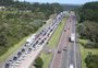 Mesmo com previsão de tempo instável, freeway deve ter movimento intenso rumo ao Litoral Norte 