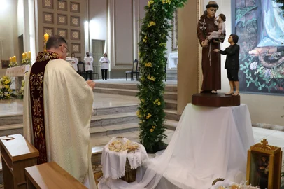 Santuário Santo Antônio do Pão dos Pobres organiza trezena em homenagem a Santo Antônio<!-- NICAID(16052941) -->