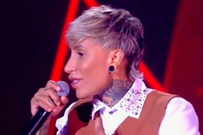 Luana Camarah, semifinalista do The Voice 2, retorna ao programa em 2023.<!-- NICAID(15611570) -->