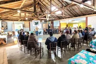Justiça prevê concluir em 15 dias relatório de visita ao Parque de Aparados da Serra para mediação de conflito envolvendo comunidade tradicional. Encontro coordenado pelo Tribunal Regional Federal da 4ª Região (TRF4) levantou presencialmente as reivindicações do Povo dos Peraus e do Instituto Chico Mendes de Conservação da Biodiversidade (ICMBio). Ações de retirada das famílias estão suspensas durante andamento do processo.<!-- NICAID(16285831) -->