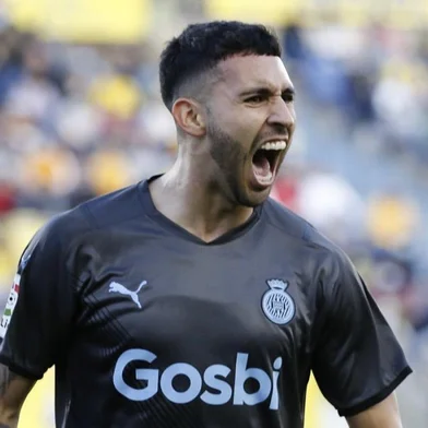 Nahuel Bustos, atacante do Girona, emprestado pelo Manchester City