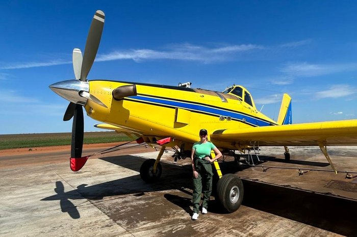 Piloto de Não-Me-Toque é a primeira mulher brasileira apta a conduzir o  maior avião agrícola do mundo
