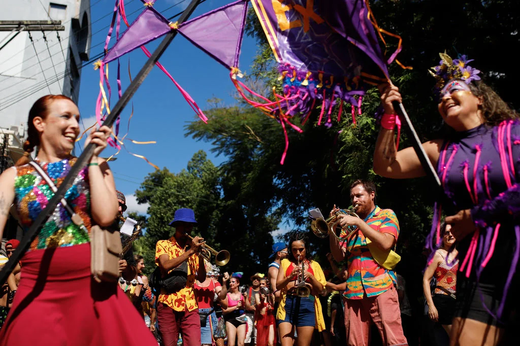 Bloco No Caminho te Explico agita o Carnaval de rua no Centro Histórico ...