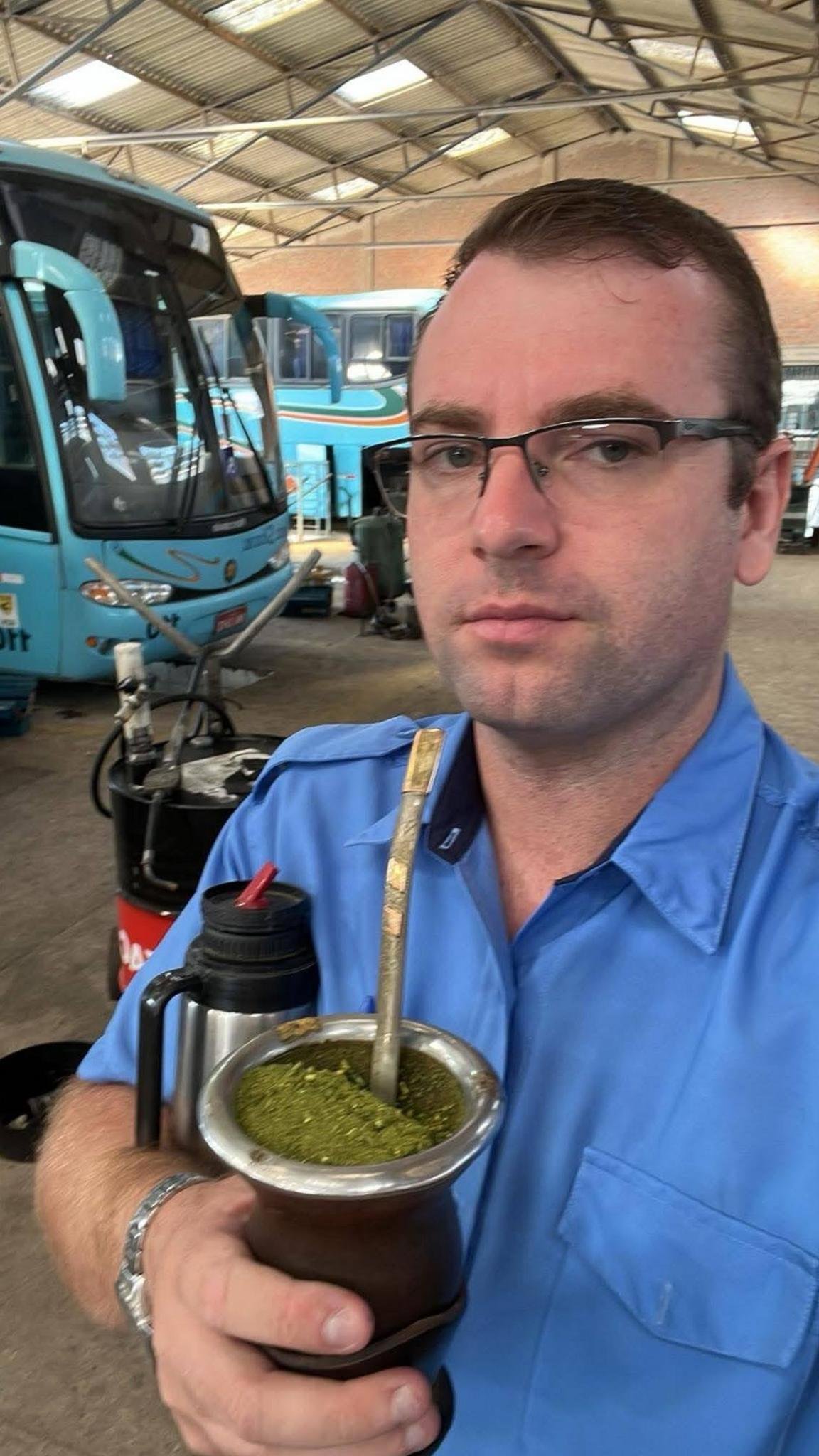 &ldquo;A casa ficou vazia&rdquo;; m&atilde;e de motorista de &ocirc;nibus morto na BR-116 descreve dor ap&oacute;s acidente