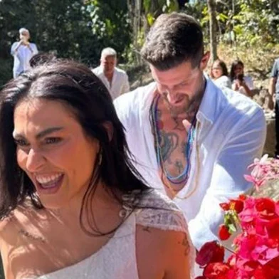 Cleo Pires e Leandro D'Lucca se casam pela terceira vez <!-- NICAID(15478235) -->