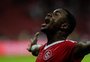 Atacante faz opção inusitada em chá revelação para fugir de polêmica Gre-Nal