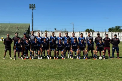 Gramadense larga na frente na disputa pelo acesso na Terceirona Gaúcha e vence o São Paulo, em Rio Grande, por 2 a 1, no Aldo Dapuzzo.<!-- NICAID(15917759) -->