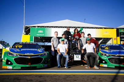 NOVA SANTA RITA, RS, BRASIL, 30.06.2022: bastidores da etapa da Stock Car no Velopark. Foto: Camila Hermes/Agência RBS<!-- NICAID(15137204) -->