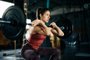 Young athletic woman having weight training in  gym.musculaçãoIndexador: drazen_zigicFonte: 504647705<!-- NICAID(15505614) -->