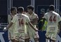 Com gols de Johnny e De Pena, Inter vence o Bragantino e encerra "empatite" no Brasileirão