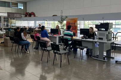Centro de Informações ao Imigrante completa cinco anos com mais de 37 mil atendimentos em Caxias do Sul<!-- NICAID(15998485) -->