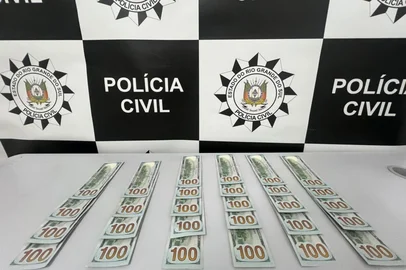 São duas mulheres que vão responder por furto qualificado./ De acordo com o delegado Rodrigo Duarte da 1º Delegacia de Polícia Civil, uma delas já não trabalhava mais na residência, mas manteve consigo as chaves do imóvel, localizado na área central e retornava, aproveitando os horários em que os proprietários estavam ausentes, para realizar os furtos.<!-- NICAID(16107488) -->
