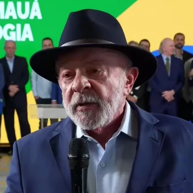 Lula alfineta delegação brasileira após eliminação na Copa: 'Que vergonha, ninguém voltou para o Brasil'<!-- NICAID(16326258) -->