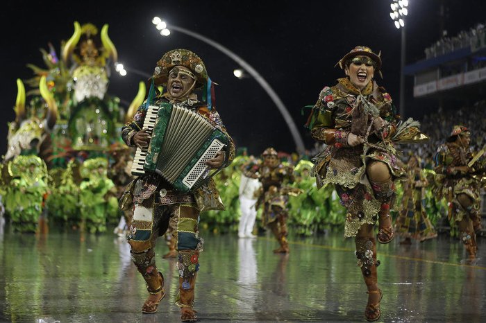 MIGUEL SCHINCARIOL / AFP