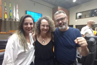 Luciana Genro é reeleita presidente do PSOL estadual<!-- NICAID(15543322) -->
