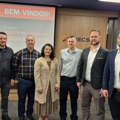 CAXIAS DO SUL, RS, BRASIL, 27/10/2025. Simecs anuncia agraciados do 31º Mérito Metalúrgico. Neste ano, receberão o troféu Delmar Rugeri, da Rugeri Mec-Rul; Isabel Cristina de Almeida Rizzo, da Galvânica Guarany; e Marcio Slomp, da Comlink Equipamentos  Eletrônicos.(Pedro Lopes/Simecs/Divulgação)<!-- NICAID(16154683) -->