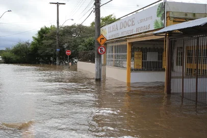 PORTO ALEGRE, RS, BRASIL, 27/09/2023-Alagamentos na Ilha da pintada. Foto: Ronaldo Bernardi / Agencia RBS<!-- NICAID(15552354) -->