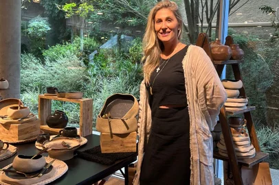 As peças de cerâmica da designer caxiense foram apresentadas na Open Select, feira de design independente que aconteceu no Instituto Ling, em Porto Alegre, em marçoNA FOTO: Tanara Mallmann<!-- NICAID(15392794) -->