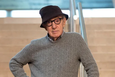 US director Woody Allen poses during a photocall in the northern Spanish Basque city of San Sebastian, where he will start shooting his yet-untitled next film, on July 9, 2019. (Photo by ANDER GILLENEA / AFP)<!-- NICAID(14164917) -->