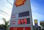 Com reajuste nas refinarias, valor da gasolina comum varia até R$ 1,20 em postos de Porto Alegre