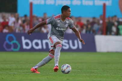 Luís Otávio no jogo entre Inter e Guarany de Bagé<!-- NICAID(15961232) -->