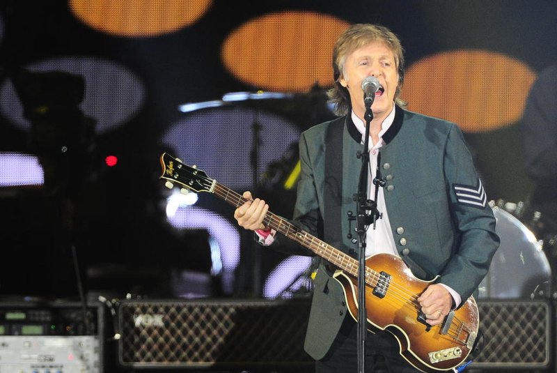 PORTO ALEGRE, RS, BRASIL - 13/10/2017 - Paul McCartney faz show no estádio Beira-Rio em Porto Alegre. (Lauro Alves/Agência RBS)<!-- NICAID(13208889) -->